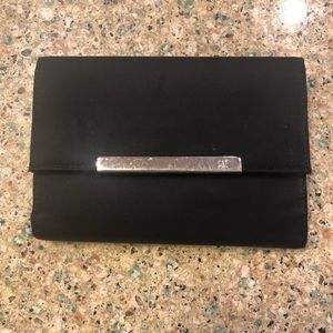 Gap wallet